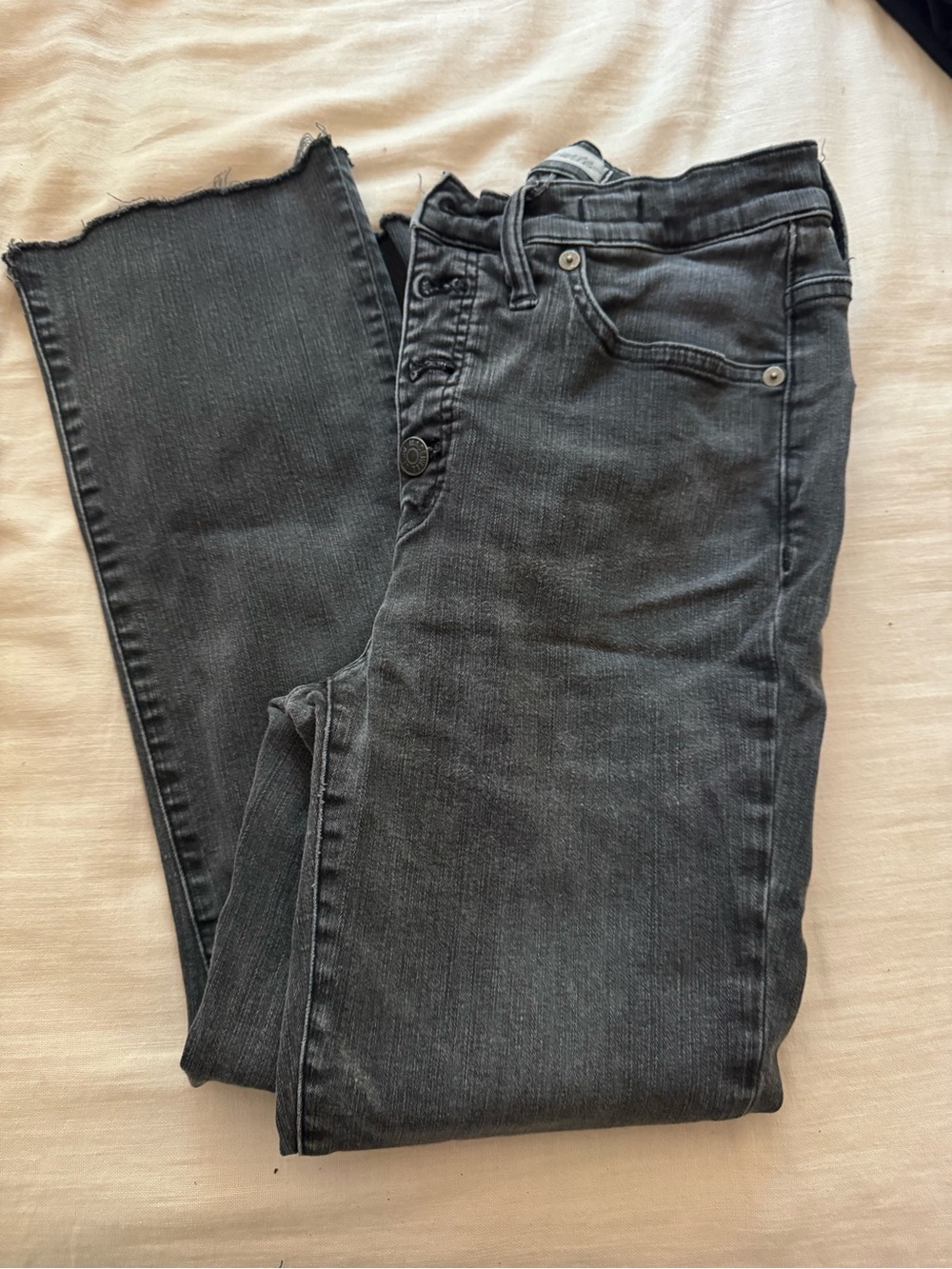 Madewell Women's Skinny High-Rise Button-Fly Jeans in Washed Black